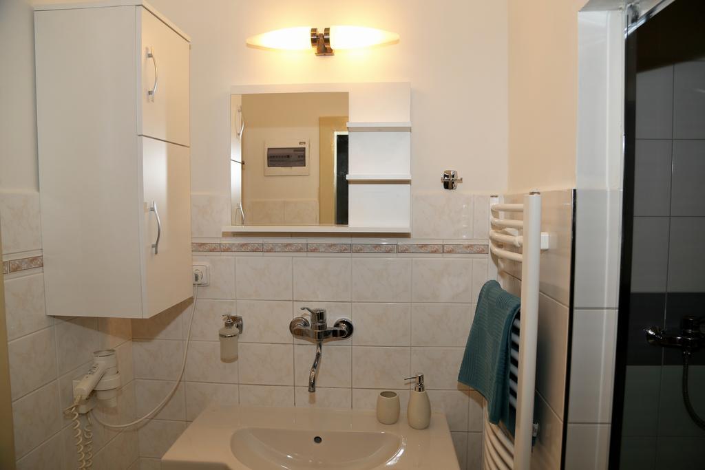 Apartments Kroměříž Chambre photo