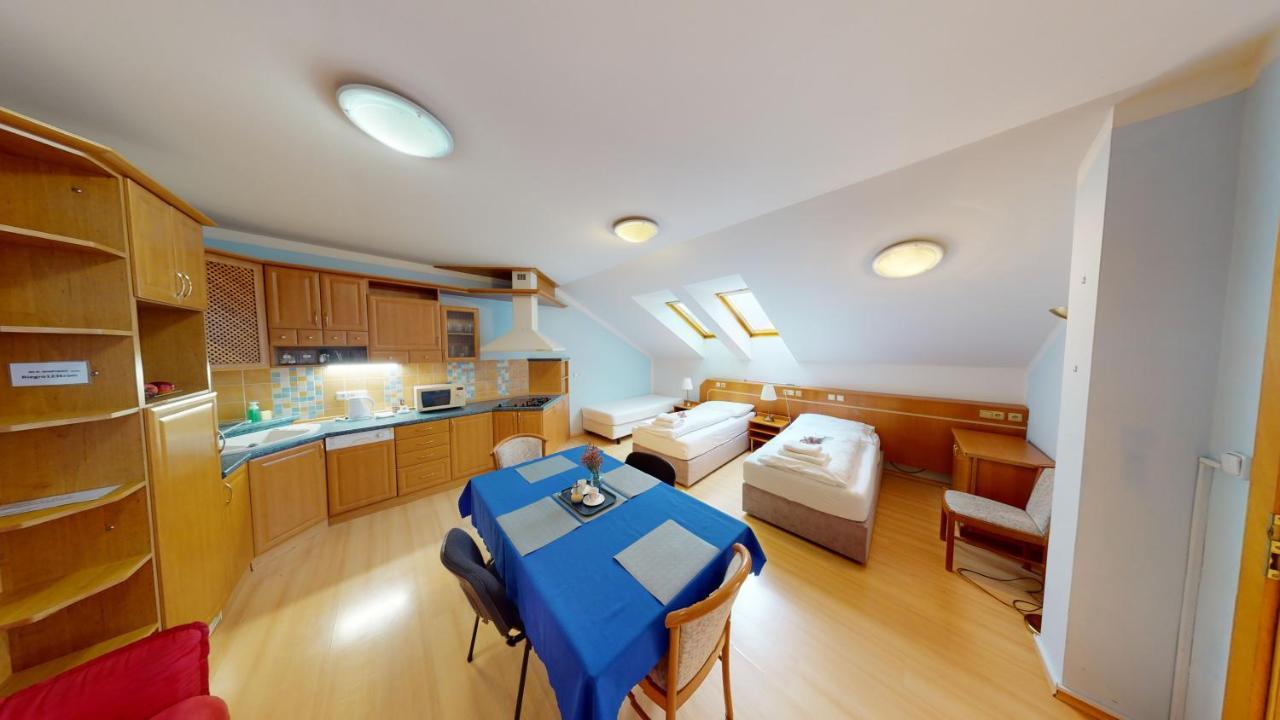 Apartments Kroměříž Extérieur photo